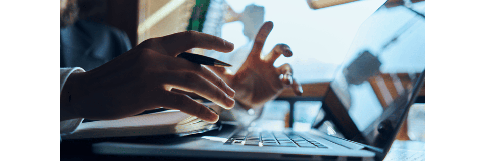 Navigating the Path to Modernisation: How to Replace Legacy Systems